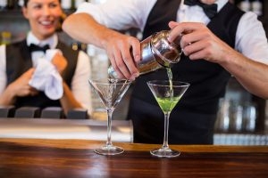 RUSZYŁA REKRUTACJA NA KURS SERWIS NAPOJÓW MIESZANYCH I ALKOHOLI