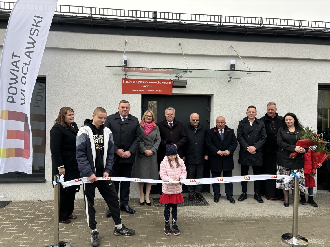 Uroczyste otwarcie Placówek Opiekuńczo-Wychowawczych "Zacisze" i "Zakątek" w Nasiegniewie