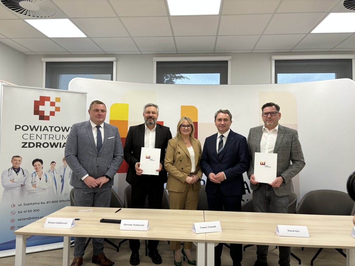 Podpisanie umowy na rozbudowę budynku E przy Powiatowym Centrum Zdrowia  i wizyta Wiceministra Zdrowia.